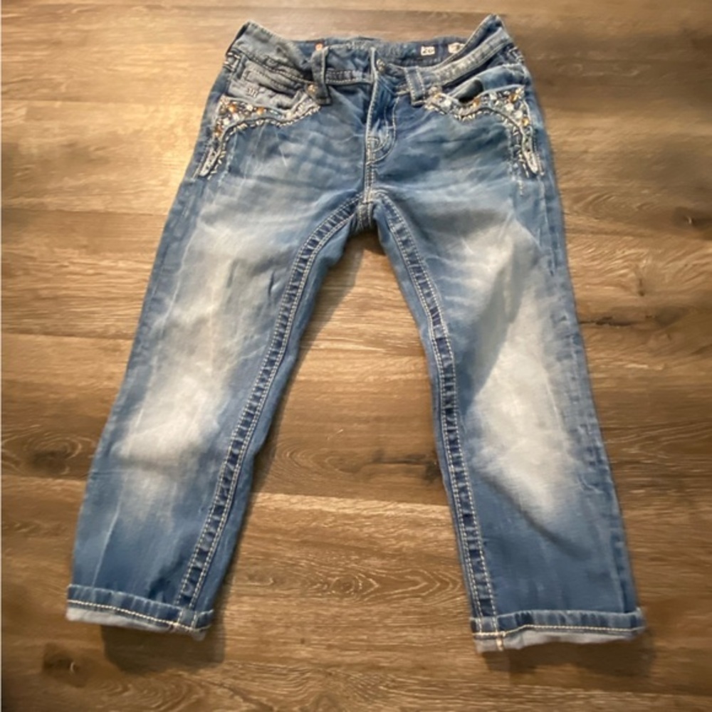 Miss Me Cuffed‎ Capri Jeans Women’s Size 26 Denim Flap Pocket Medium Wash
